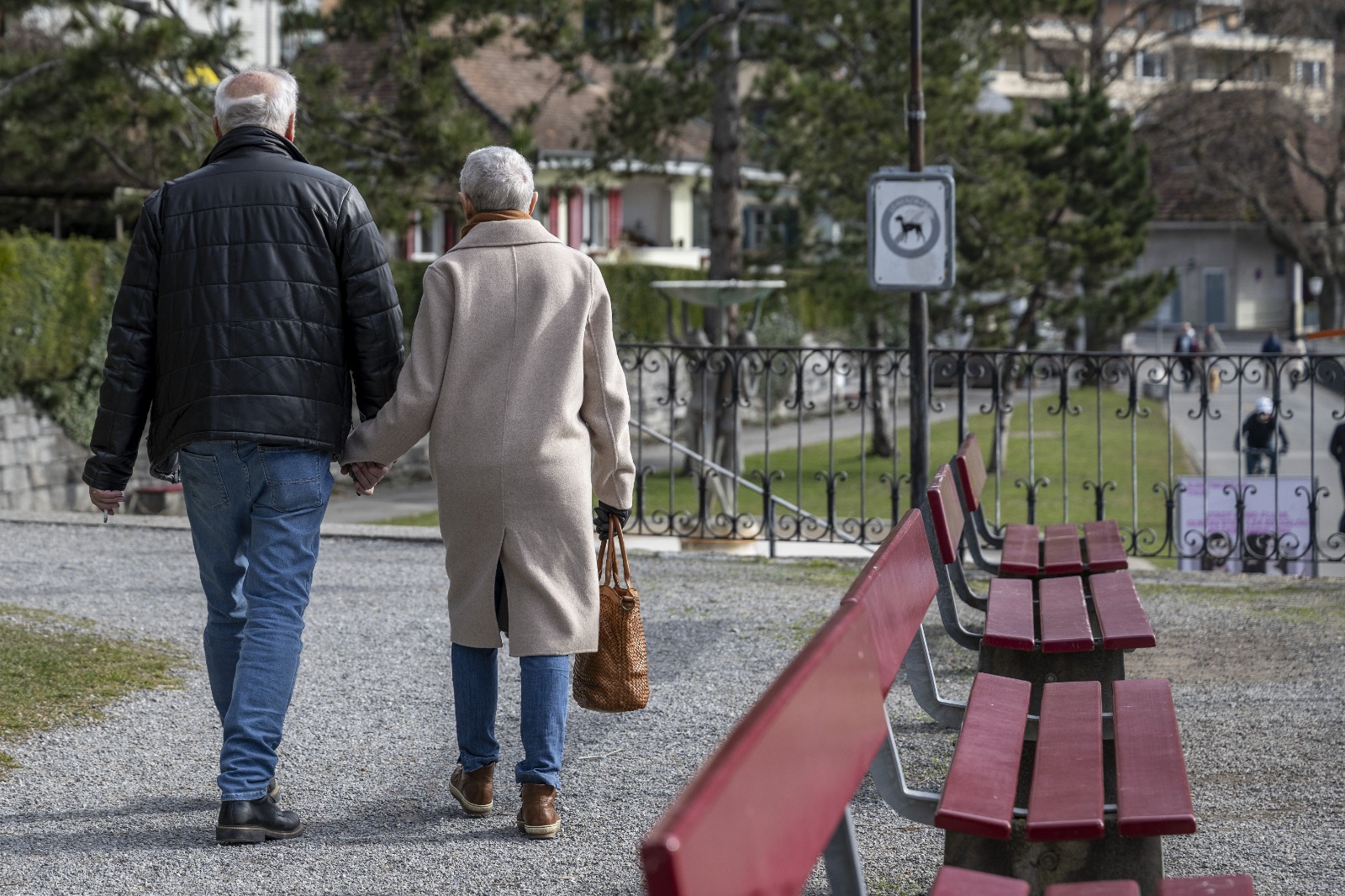 You are currently viewing Éclairage en podcast : Retraite en 2065, les défis d’une société qui vieillit